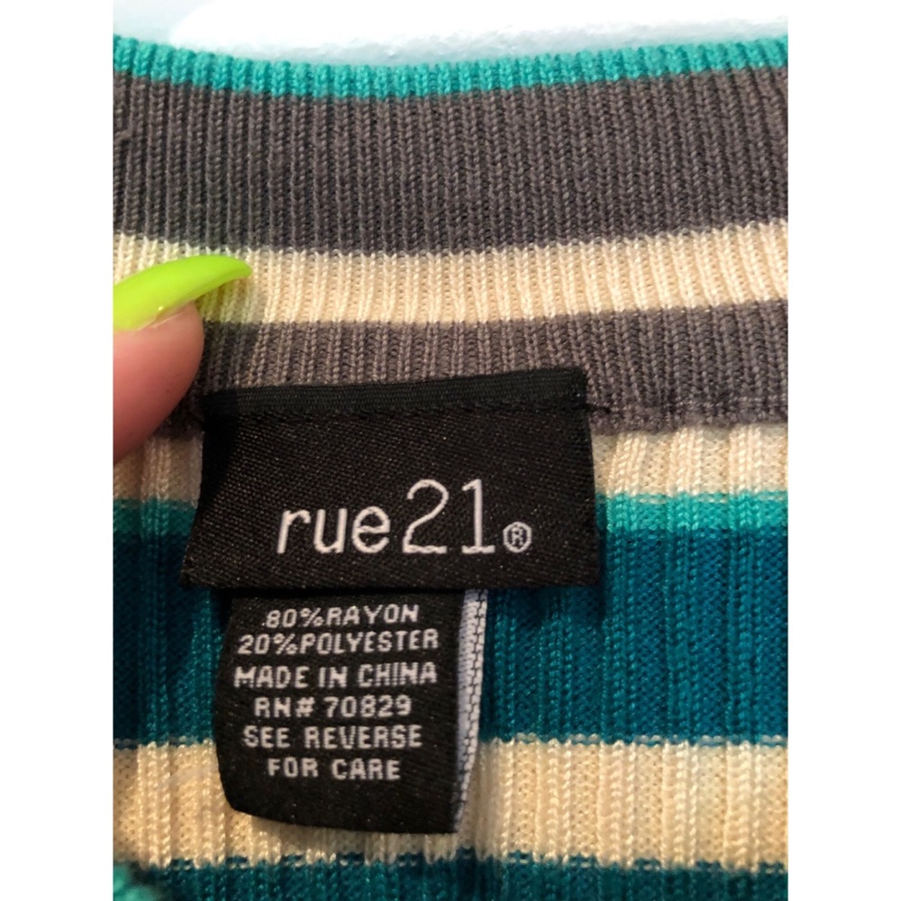 Rue 21 Ribbed Tank Top - Picture 3 of 4